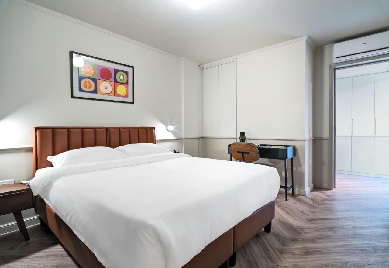 Liv The City Suites Adults Only Ларнака Екстериор снимка