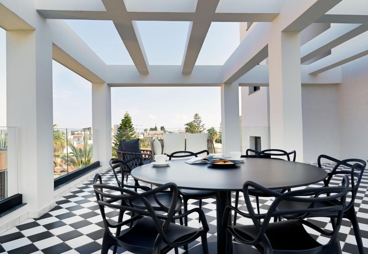 Liv The City Suites Adults Only Ларнака Екстериор снимка