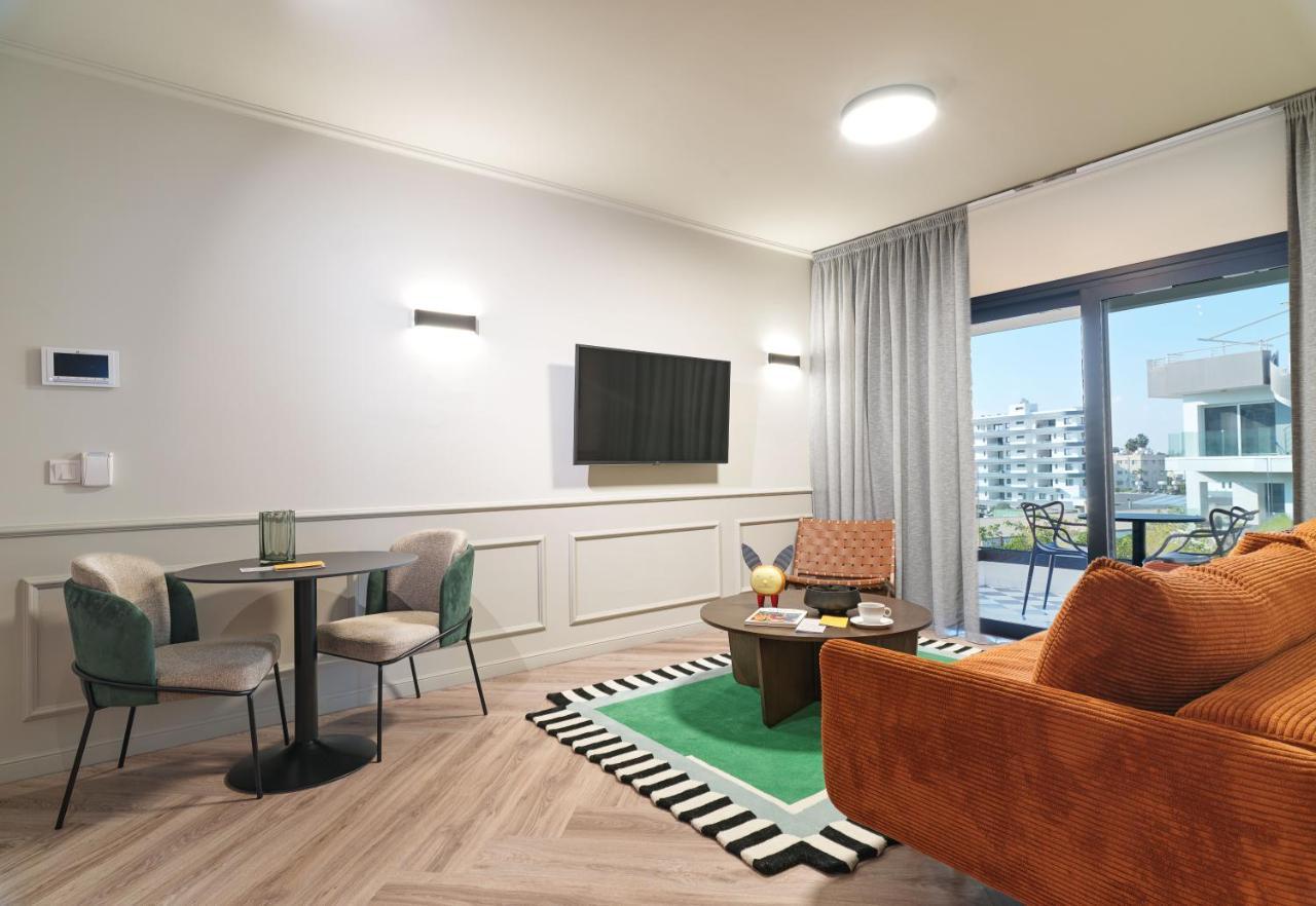 Liv The City Suites Adults Only Ларнака Екстериор снимка