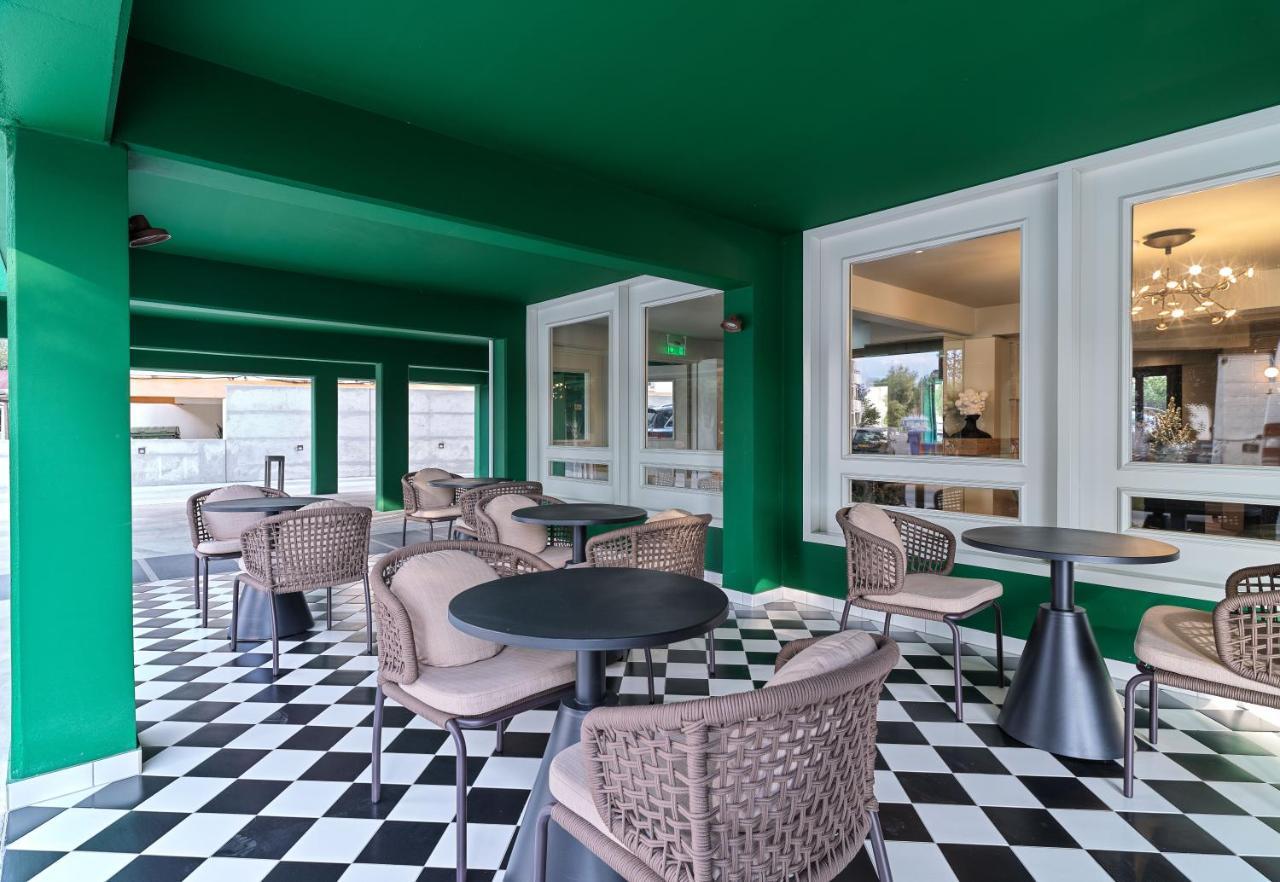 Liv The City Suites Adults Only Ларнака Екстериор снимка