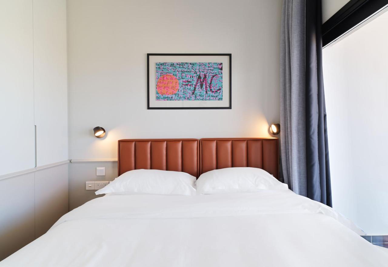 Liv The City Suites Adults Only Ларнака Екстериор снимка
