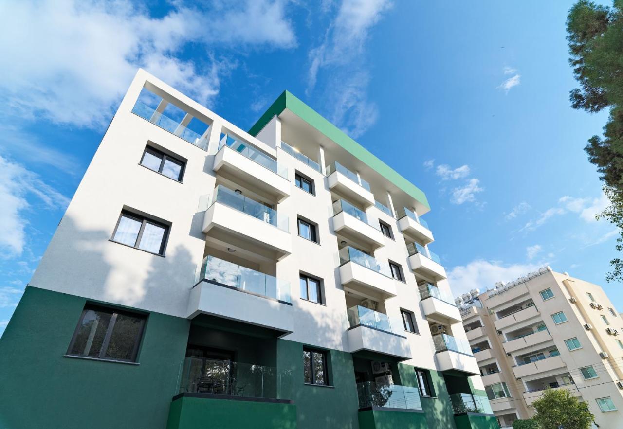 Liv The City Suites Adults Only Ларнака Екстериор снимка