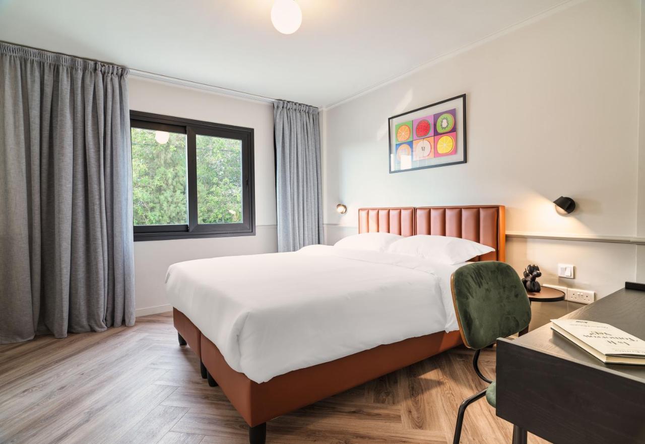 Liv The City Suites Adults Only Ларнака Екстериор снимка