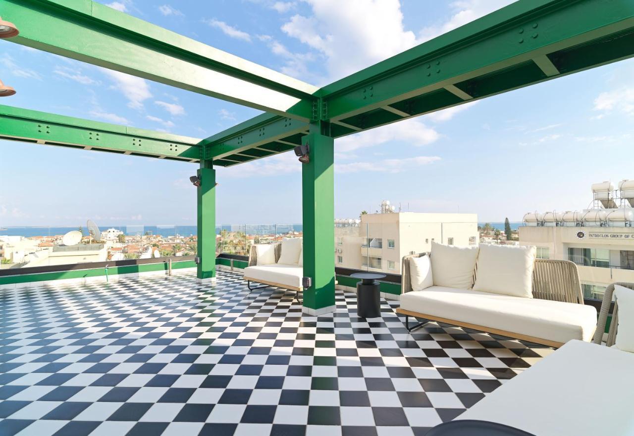 Liv The City Suites Adults Only Ларнака Екстериор снимка