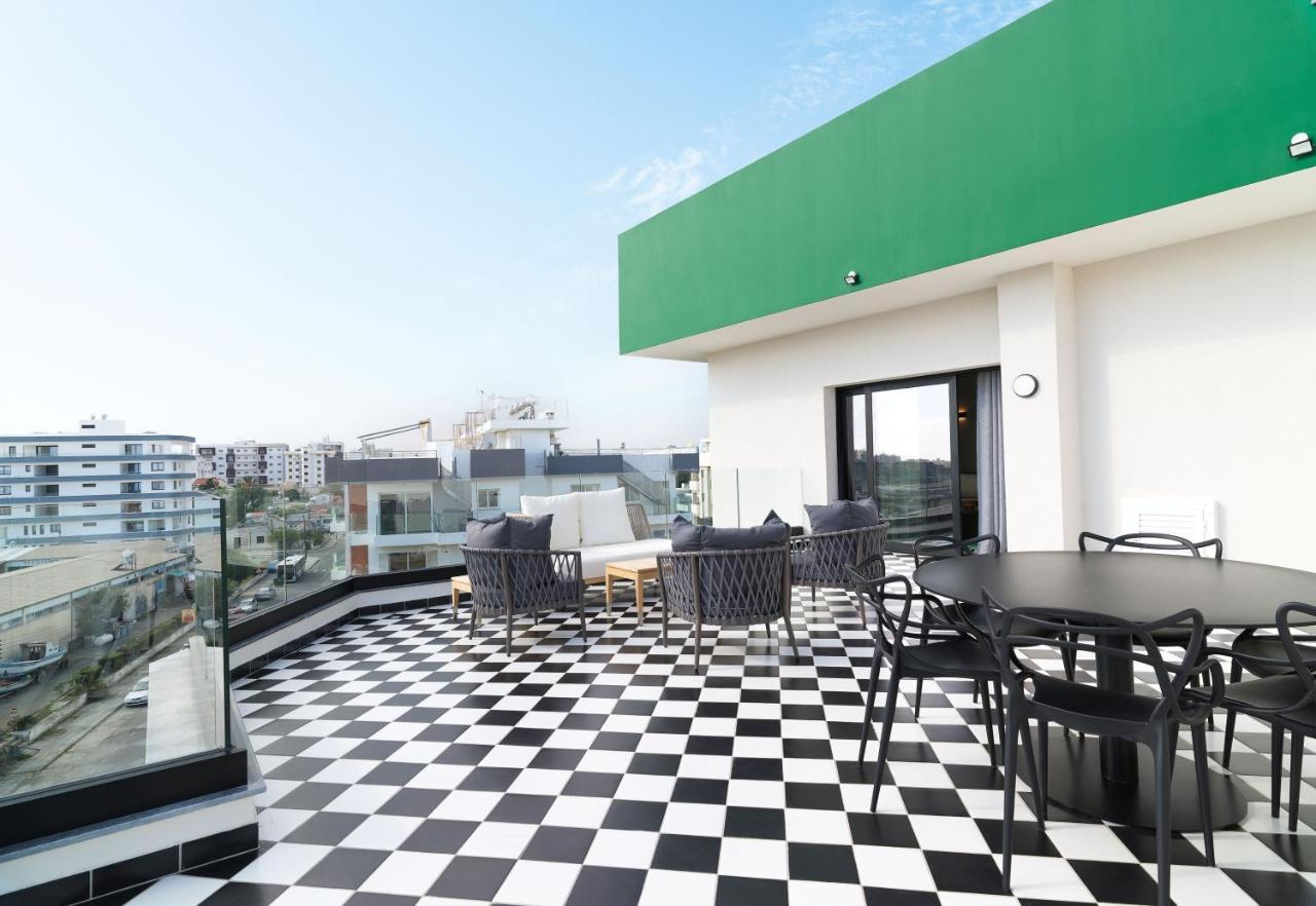 Liv The City Suites Adults Only Ларнака Екстериор снимка
