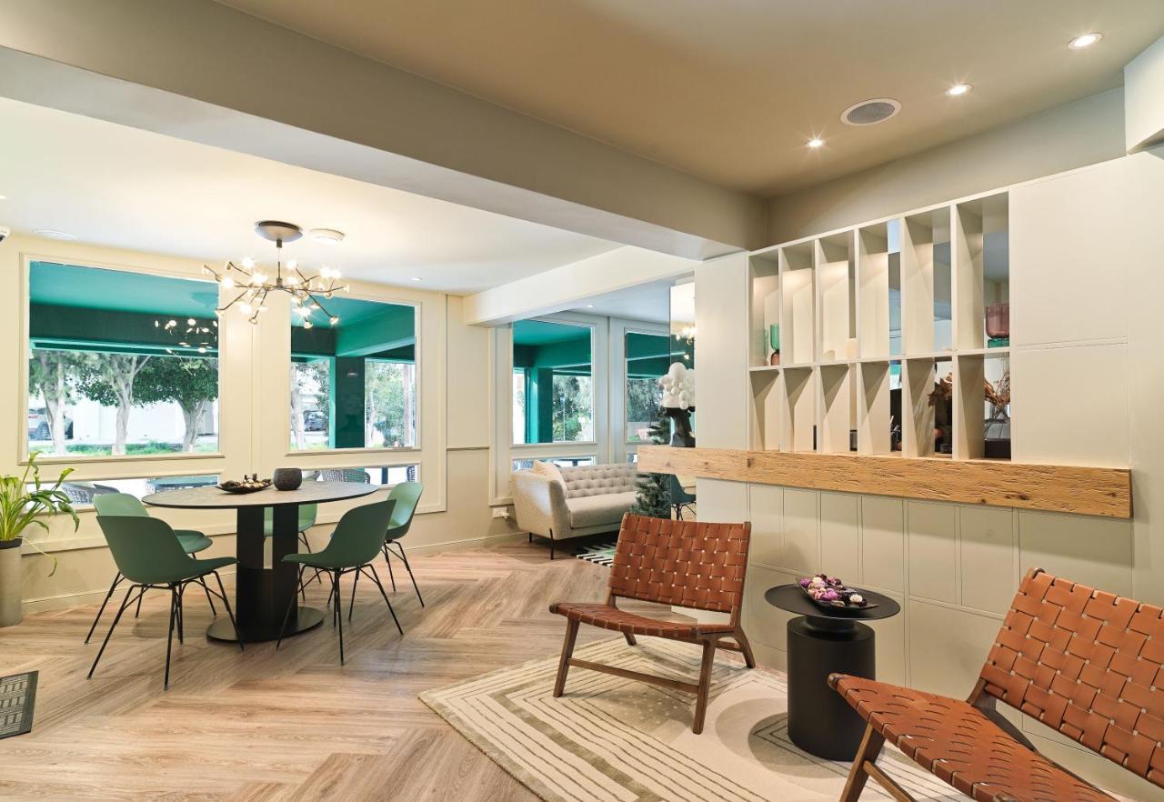 Liv The City Suites Adults Only Ларнака Екстериор снимка