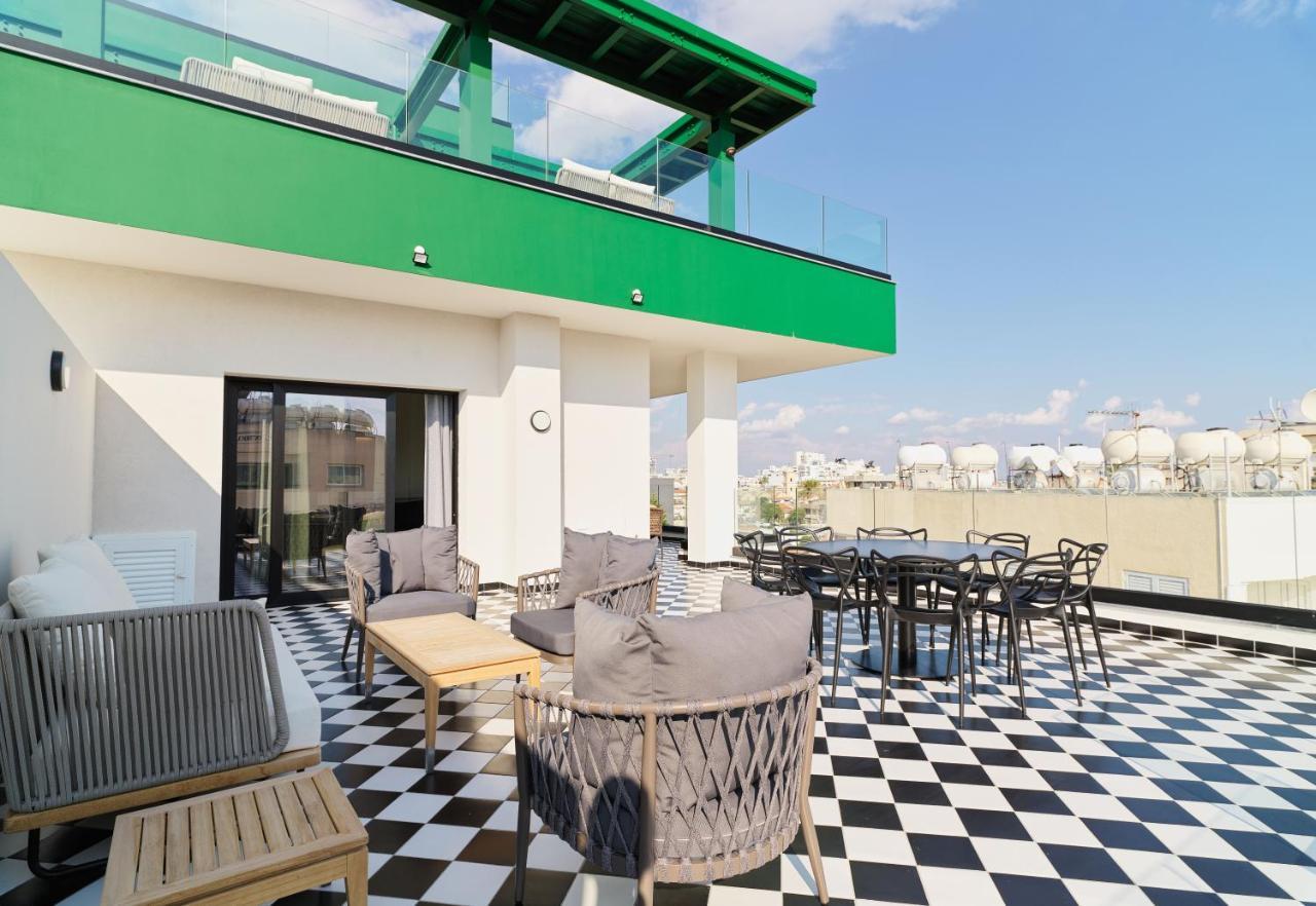 Liv The City Suites Adults Only Ларнака Екстериор снимка