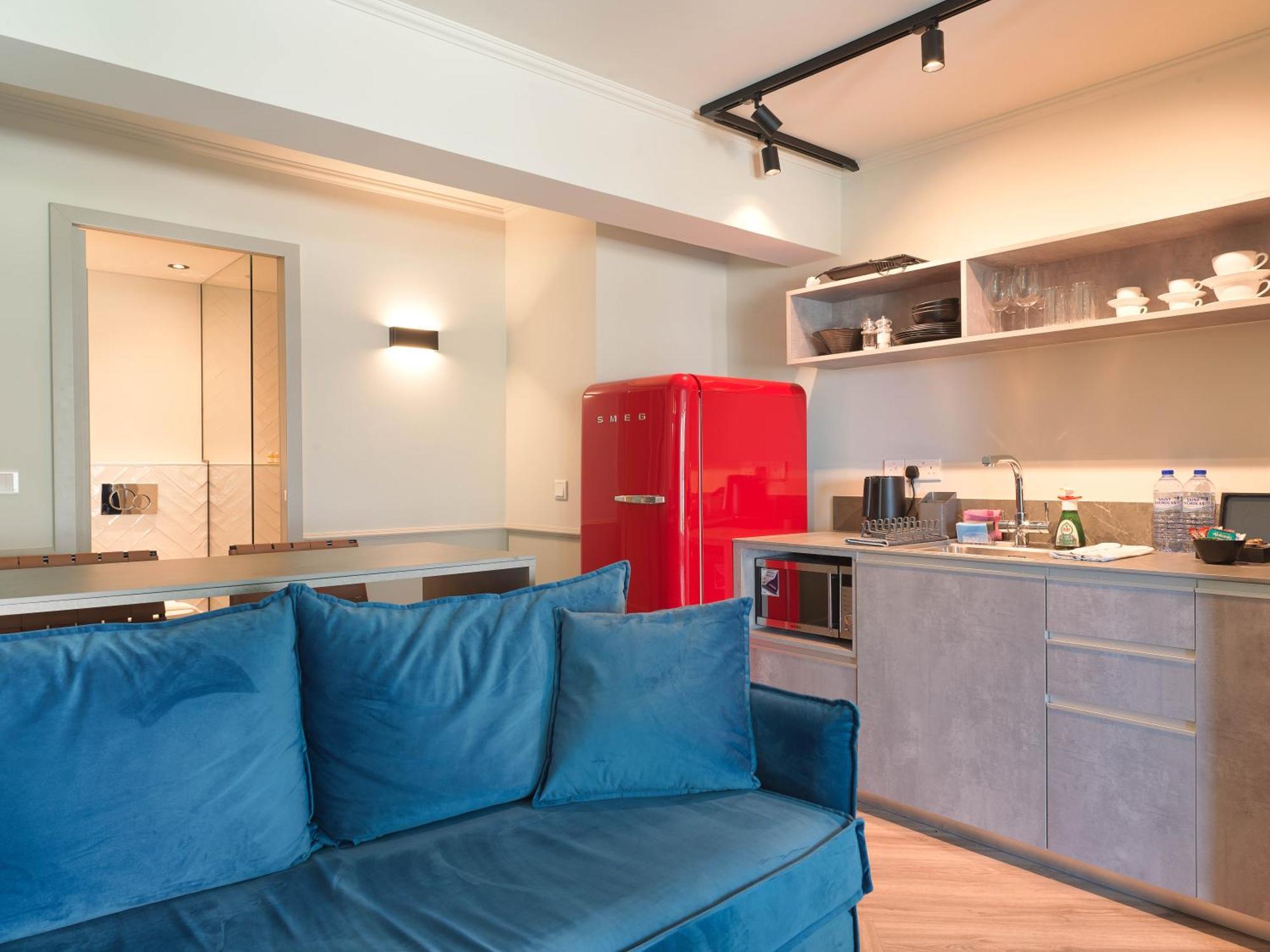 Liv The City Suites Adults Only Ларнака Екстериор снимка